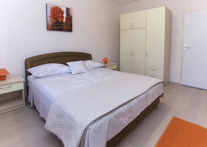 Tina Apartamento *